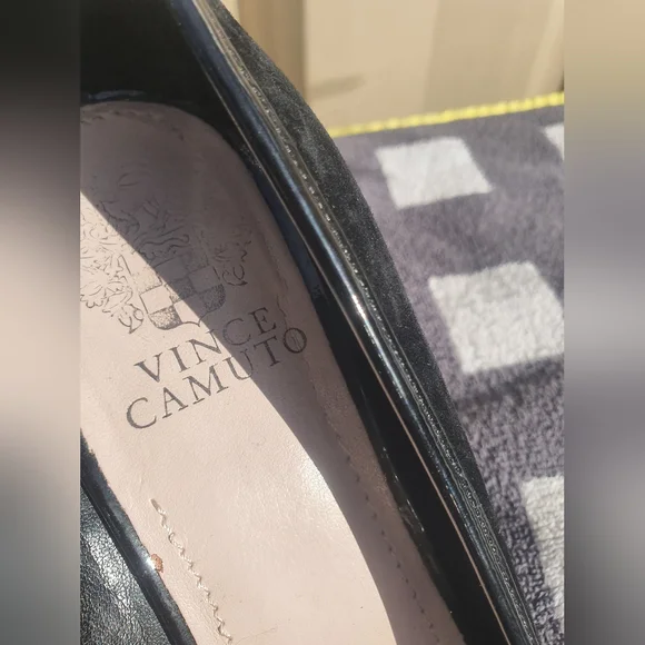 Vince Camuto black wedge - Picture 2 of 5